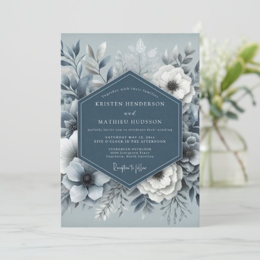 Dusty Blue Ethereal Flora Wedding Kaart (Staand voorkant)