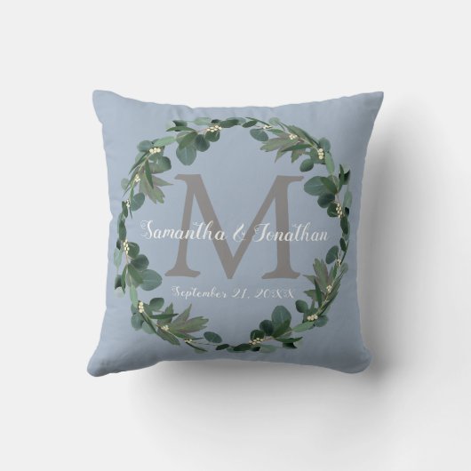 Dusty Blue Eucalyptus Monogram Weddenschap Kussen (Achterkant)