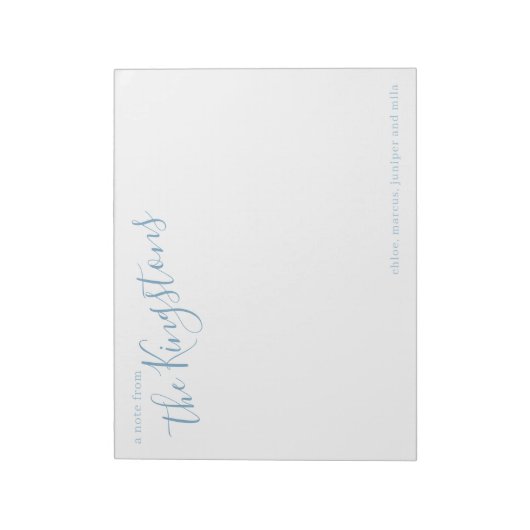 Dusty Blue Family Name Script Notitieblok (Linkerzijde)