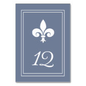 Dusty Blue Fleur de Lis Table Number Kaart (Voorkant)