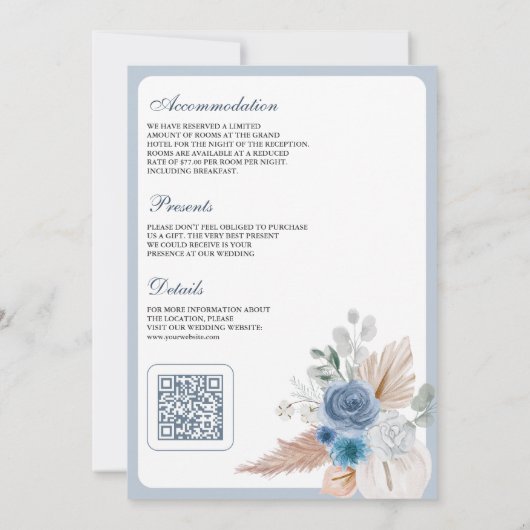 Dusty Blue Floral Boho Pampas QR Code Bruiloft Kaart (Achterkant)