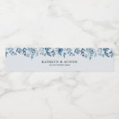 dusty blue floral bruiloft waterfles etiket (Enkel label)