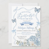 Dusty Blue Floral Butterfly Baby shower Invitation Kaart (Voorkant)