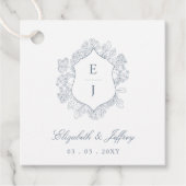 Dusty Blue Floral Crest Monogram Bruiloft Bedankjes Labels (Voorkant)