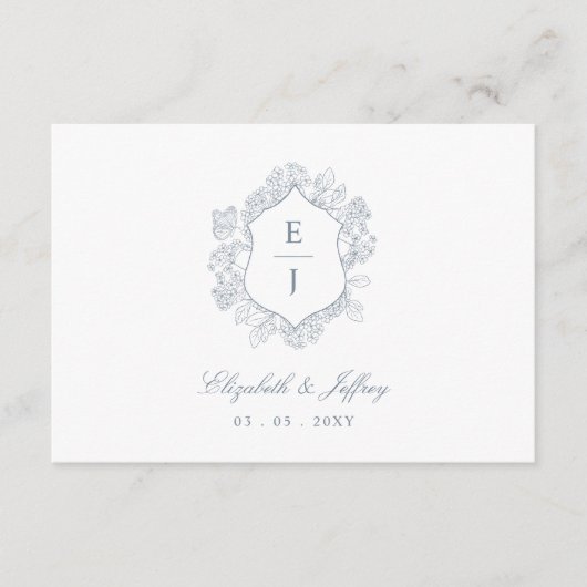 Dusty Blue Floral Crest Monogram Bruiloft Informatiekaartje (Voorkant)