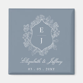 Dusty Blue Floral Crest Monogram Bruiloft Magneet