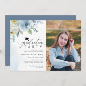 Dusty Blue Floral Foto Graduation Party Kaart (Voorkant / Achterkant)