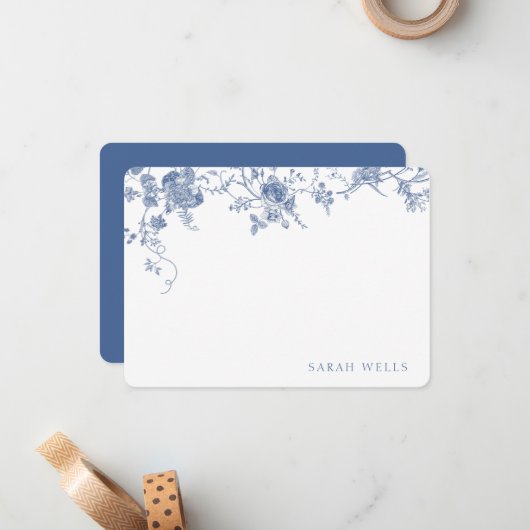 Dusty Blue Floral Frans toilet gepersonaliseerd Notitiekaartje (Voorkant / Achterkant in situ)