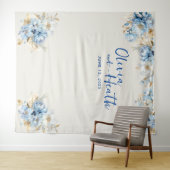 Dusty Blue Floral Gold Wandkleed (In Situ (horizontaal))