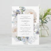 Dusty Blue Floral Hydrangea Rozen Wedding Kaart (Staand voorkant)