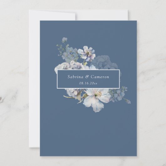Dusty Blue Floral Hydrangea Rozen Wedding Kaart (Achterkant)
