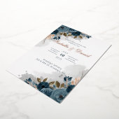 Dusty Blue Floral I Folie Wedding Invitation Folie Uitnodiging (Gedraaid)