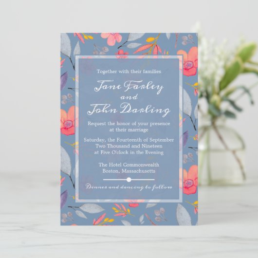 Dusty Blue Floral Invitation Kaart (Staand voorkant)
