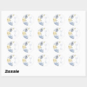 Dusty Blue Floral monogram bruiloft envelop seal Ronde Sticker (Vel)