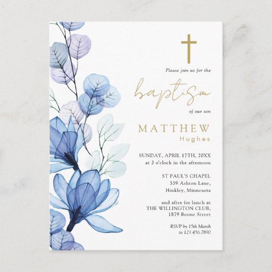 Dusty Blue Floral Monogram Doopuitnodiging Briefkaart (Voorkant)