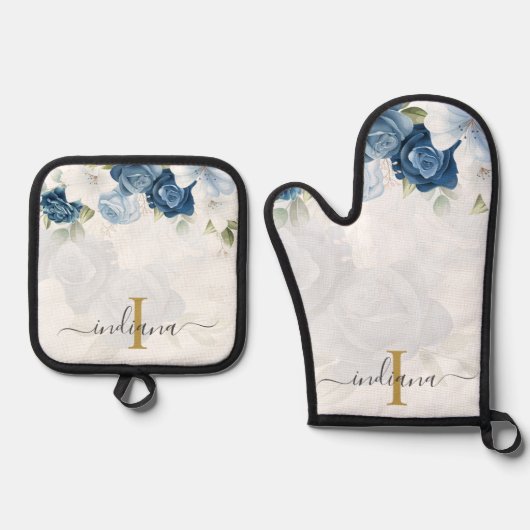 Dusty Blue Floral Monogram Script gepersonaliseerd Ovenwant & Pannenlap Set (Voorkant)