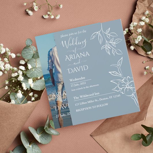 Dusty Blue Floral Photo Wedding Invitation Kaart