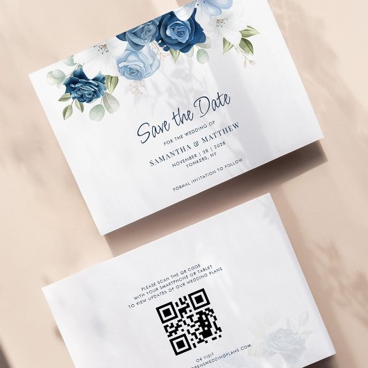 Dusty Blue Floral QR Code Bruiloft Save the Date