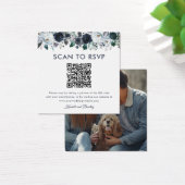 Dusty Blue Floral QR Code Foto bruiloft RSVP Vierkante Visitekaartjes (Bureau)