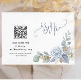 Dusty Blue Floral QR Code RSVP Card Kaartje