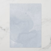 Dusty Blue Floral Quinceanera Folie Uitnodiging (Achterkant)