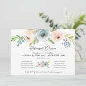 Dusty Blue Floral Rehearsal Dinner Invitation Kaart (Staand voorkant)