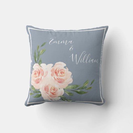 Dusty Blue Floral Romantic Names Script Weddenscha Kussen (Achterkant)