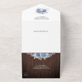 Dusty Blue Floral Roos Garland Rustic Wood Wedding All In One Uitnodiging (Buitenkant)