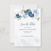 Dusty Blue Floral Script Botanische bruiloft Save The Date (Voorkant)