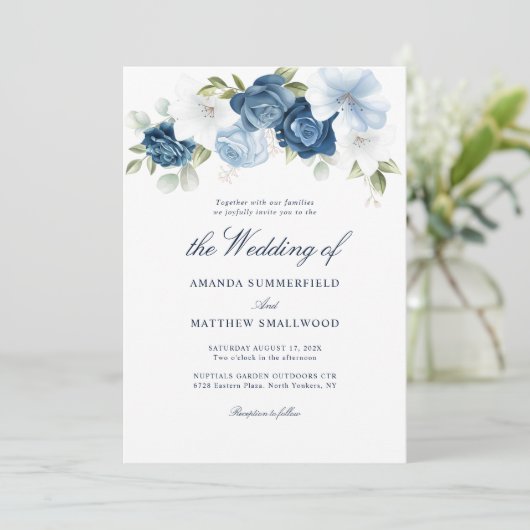Dusty Blue Floral Script Elegant Wedding Kaart (Staand voorkant)