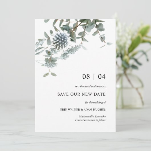 Dusty Blue Floral Thistle Wedding Uitstel Save The Date (Staand voorkant)