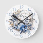 Dusty Blue Floral Waterverf Liefde Ronde Klok (Voorkant)