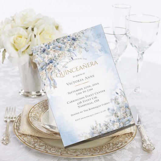 Dusty Blue Floral Waterverf Script Quinceañera Kaart