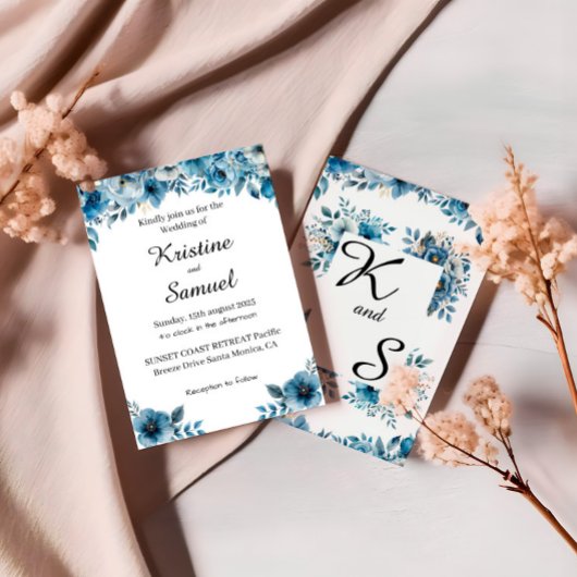 Dusty Blue Floral Wedding Invitation Sjabloon Kaart