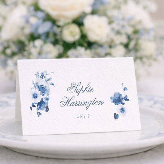 Dusty Blue Floral Wedding Place Card Kaart