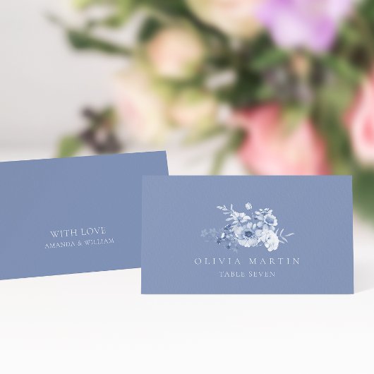 Dusty Blue Floral Wedding Place Card Kaart
