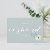 Dusty Blue Floral Wedding rsvp Kaartje (Staand voorkant)