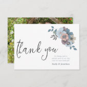 Dusty Blue Florals Illustratie Script Foto Bedankkaart (Voorkant / Achterkant)