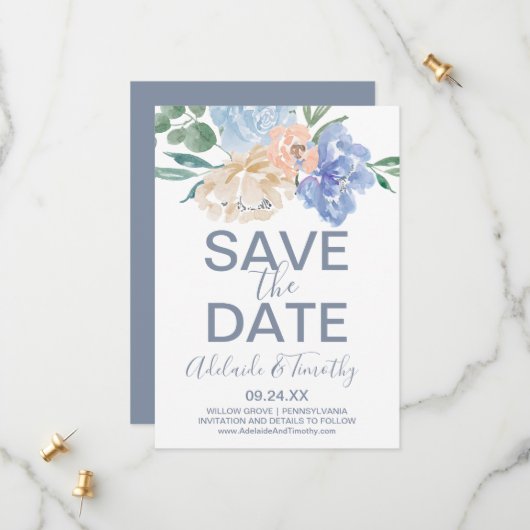 Dusty Blue Florals Save the Date Kaart (Voorkant / Achterkant in situ)