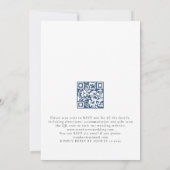 Dusty Blue Florals Script QR Code Bruiloft Kaart (Achterkant)