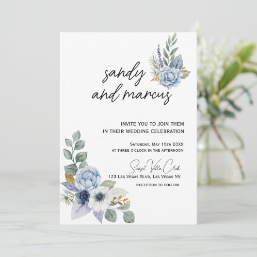 Dusty Blue Flower Wedding Photo Uitnodiging (Staand voorkant)
