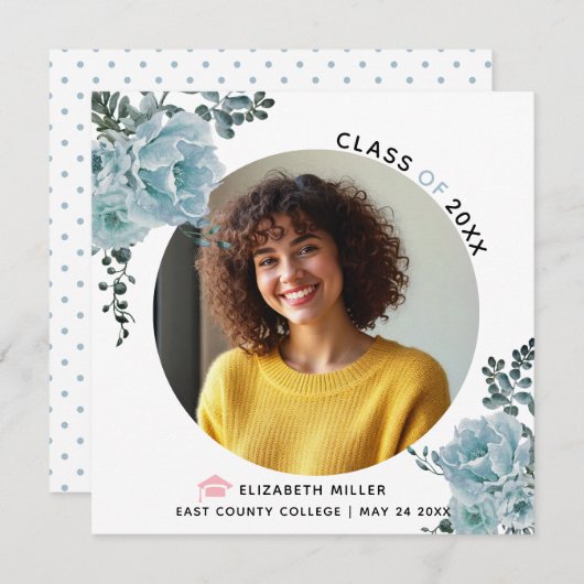 Dusty blue flowers Class of 2023 graduation photo Aankondiging (Voorkant / Achterkant)
