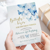 Dusty Blue Flutter op Over Butterfly Verjaardag Kaart