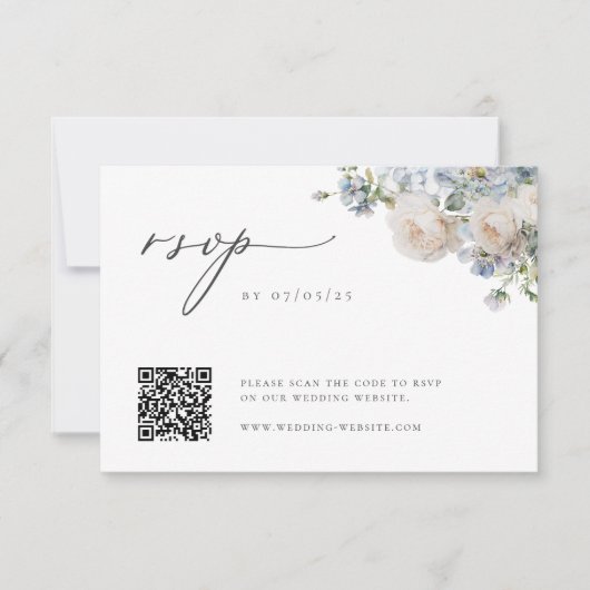 Dusty Blue Garden Floral Wedding QR Code RSVP Kaartje (Voorkant)