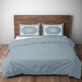 Dusty Blue Greek Key Monogram Standaard Kussen Hoe Kussensloop