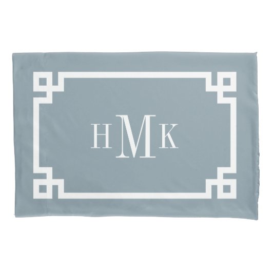 Dusty Blue Greek Key Monogram Standaard Kussen Hoe Kussensloop (Voorkant-Links)