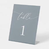 Dusty Blue Grey Minimalist Table Number Reclamebord Met Voetstuk (Voorkant)