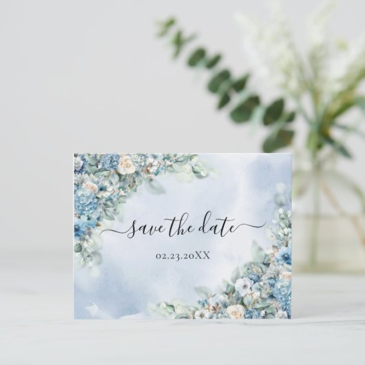 Dusty Blue Hydrangea White Roses Save the Date Briefkaart (Staand voorkant)