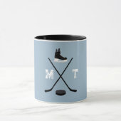 Dusty Blue Ice Hockey Classic Verdrietig Monogram Mok (Midden)
