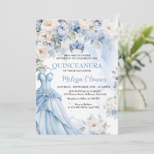 Dusty Blue Ivory Floral bruiloft uitnodiging (Staand voorkant)